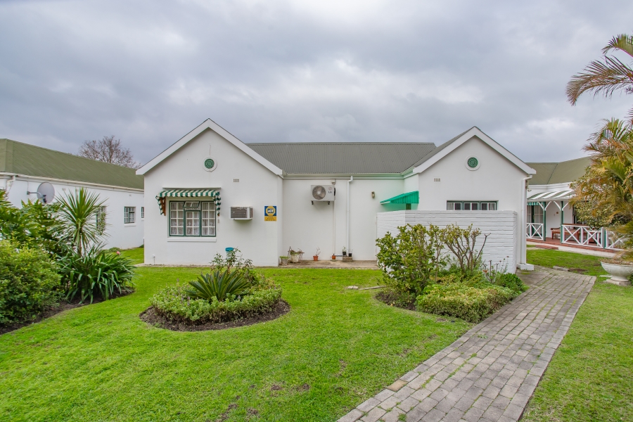 To Let 2 Bedroom Property for Rent in Bainskloof Western Cape
